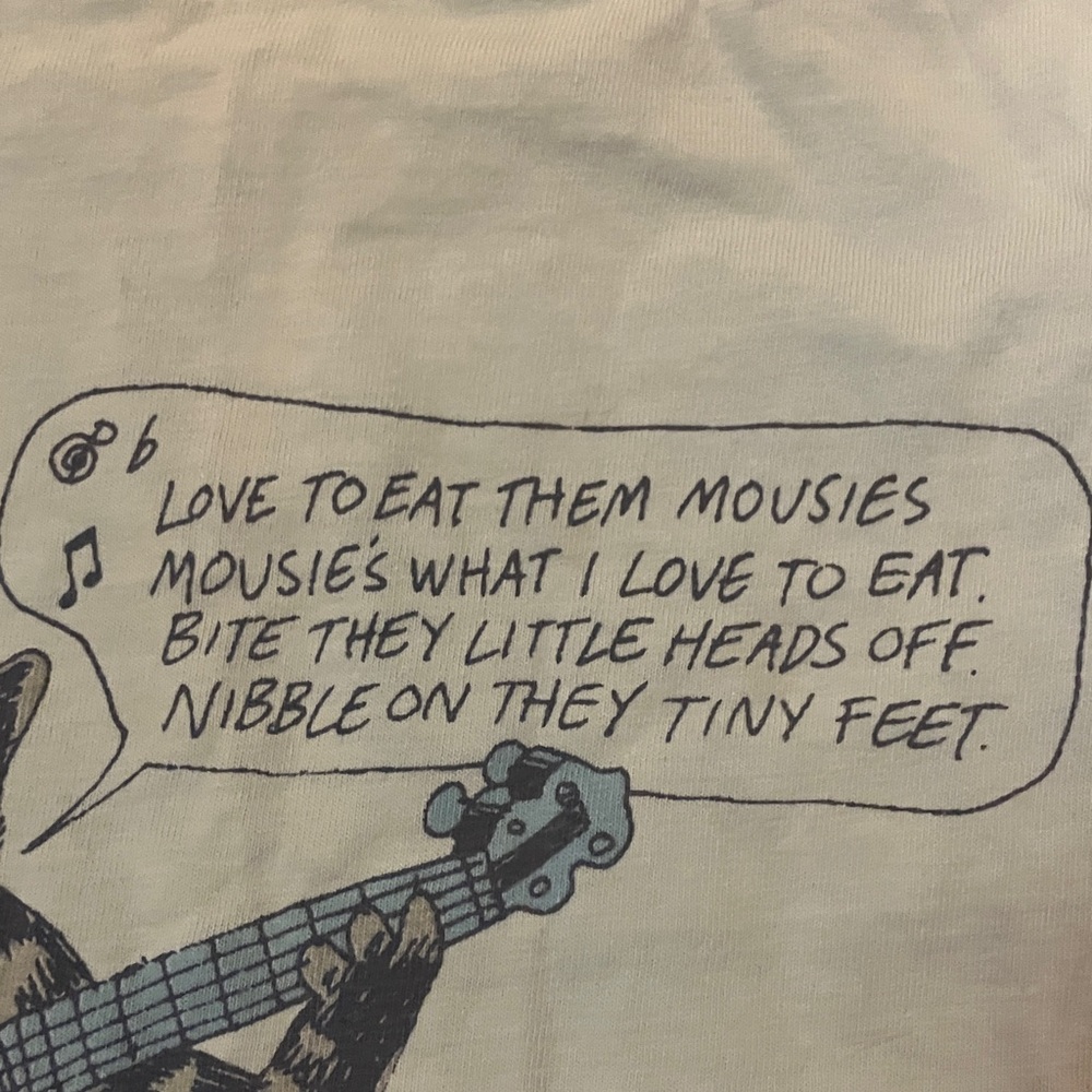 Fun singing Cat Guitar Graphic Tee - Picture 3 of 5